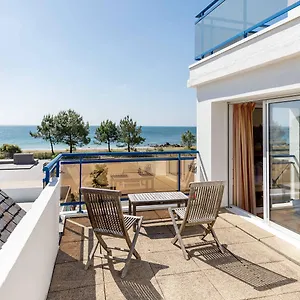 3* Hotel La Canopée